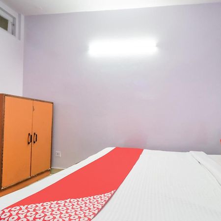 Hotel O Chandu Inn Ню Делхи Екстериор снимка