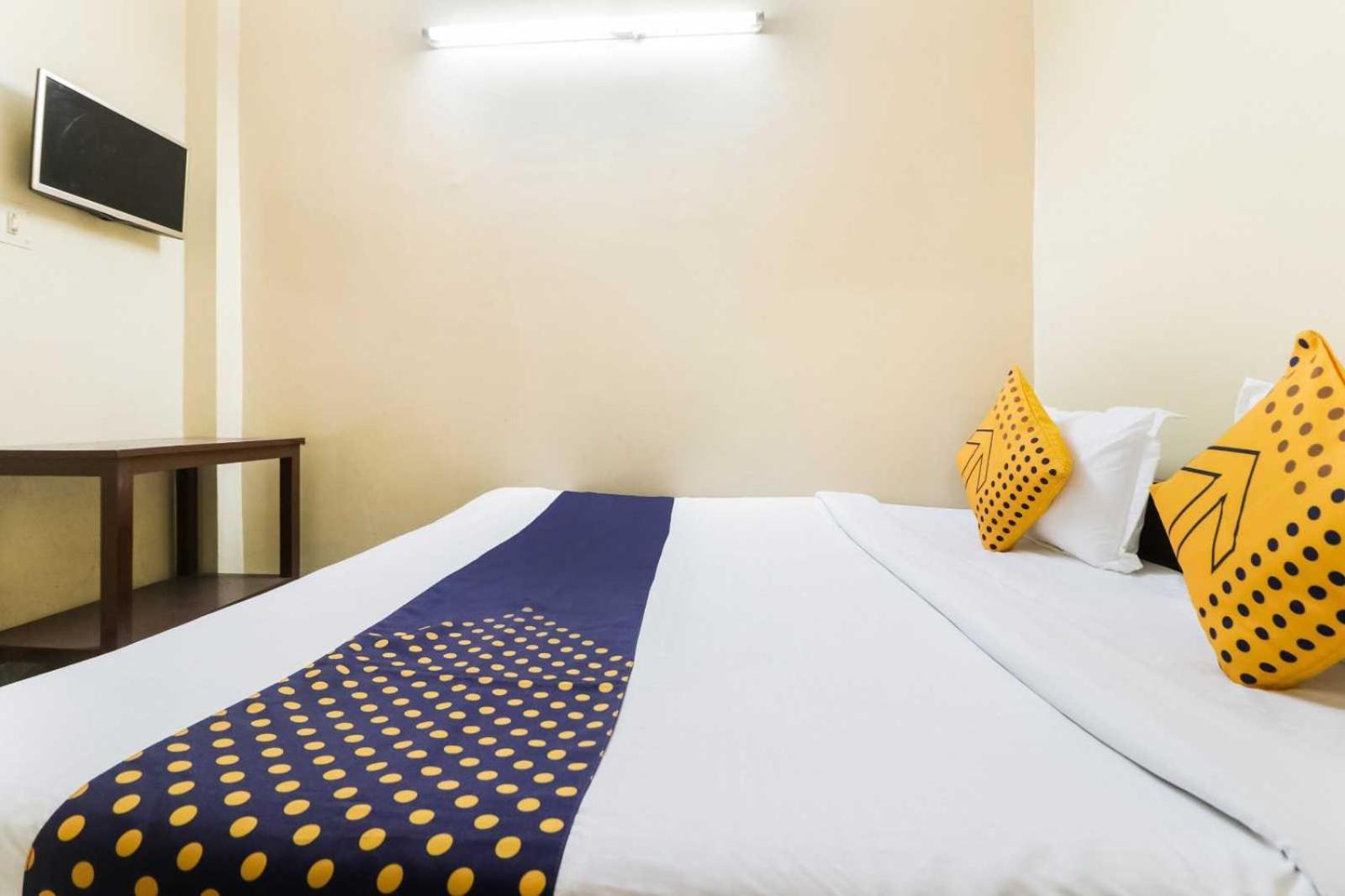 Hotel O Chandu Inn Ню Делхи Екстериор снимка