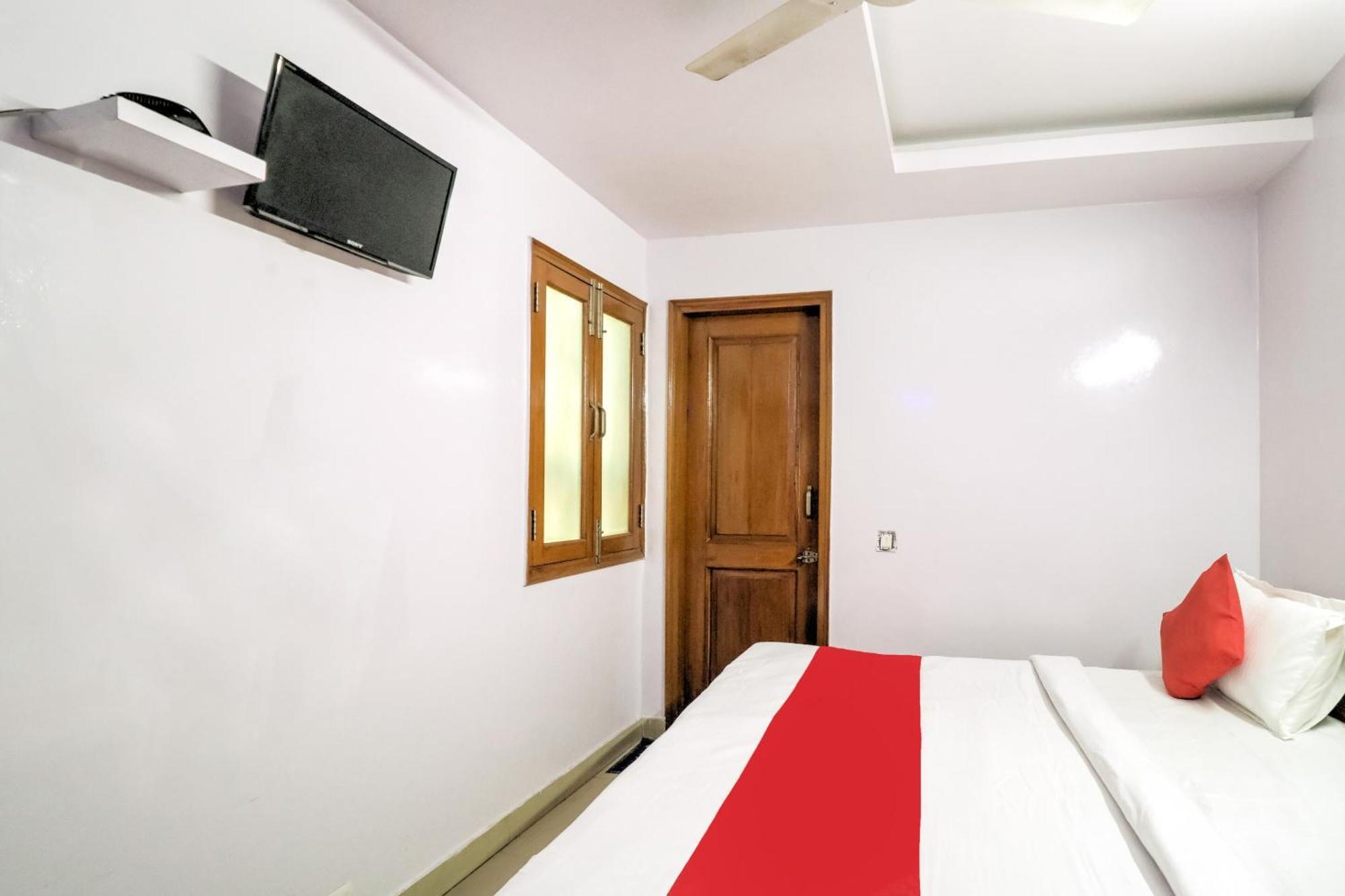 Hotel O Chandu Inn Ню Делхи Екстериор снимка